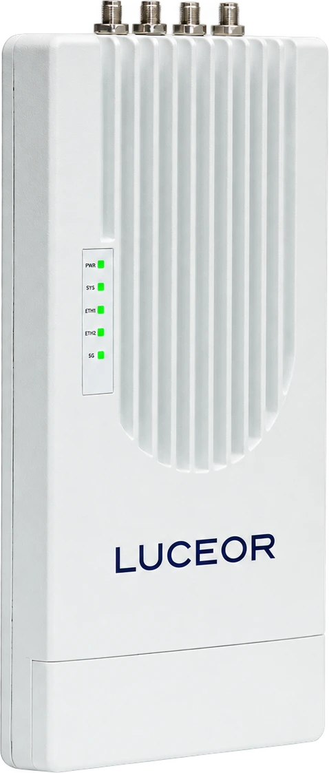 LUCEOR FLEX X4 with four external radio connectors